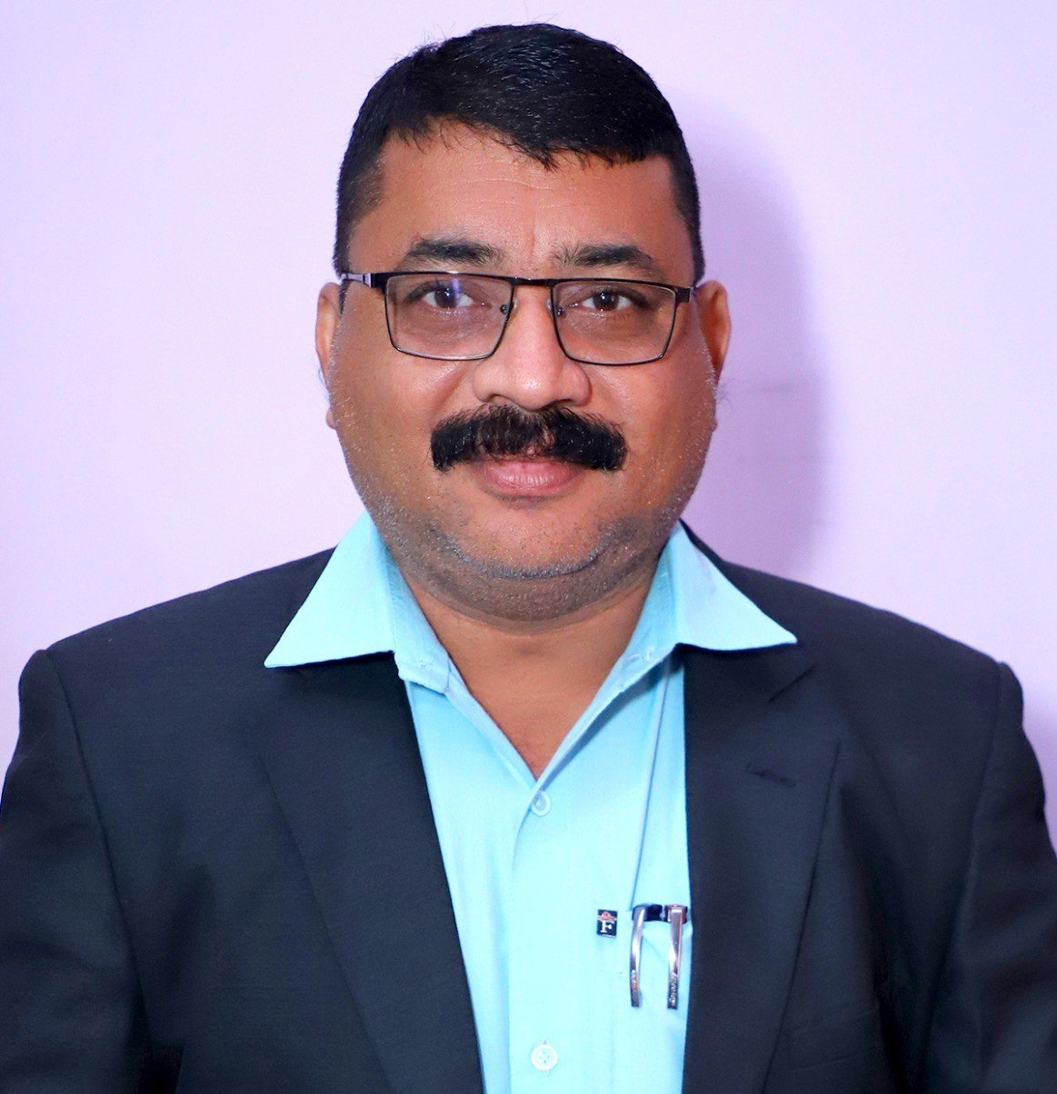 महेश एकनाथ जंगाळे